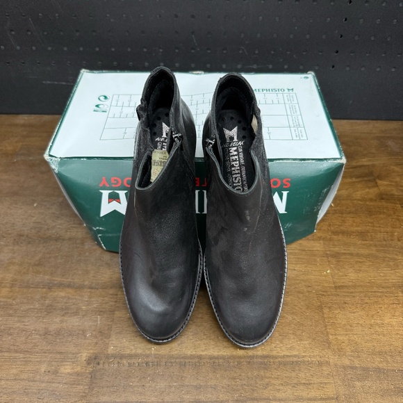 New W/ Box! Women's Mephisto Soft Air Silva Black Leather Chelsea Boots Size 6 - Picture 3 of 6